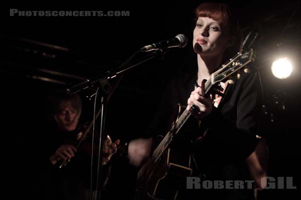 KAREN ELSON - 2010-09-24 - PARIS - La Boule Noire - 